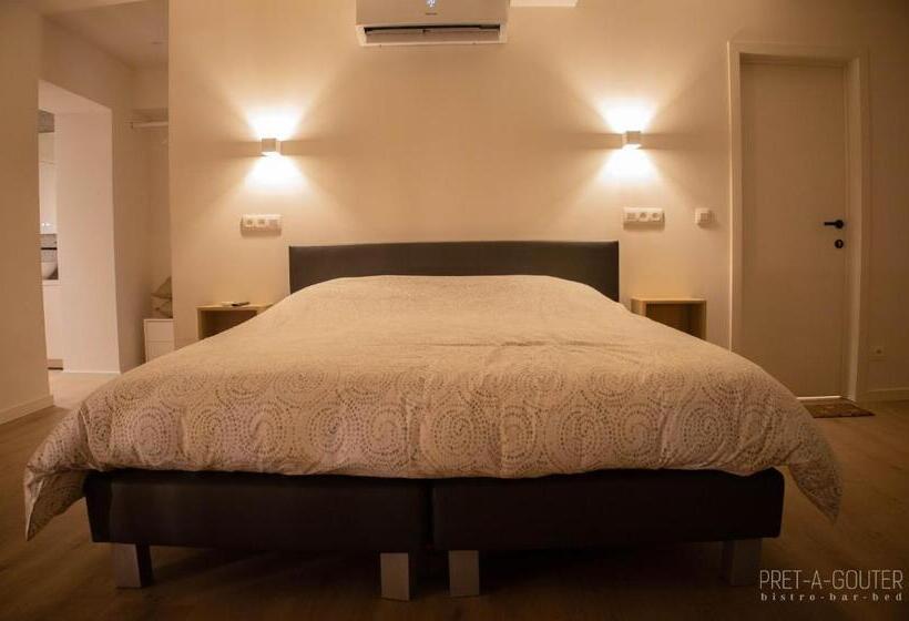 هاستل Pret A Gouter Bistro Bar Bed