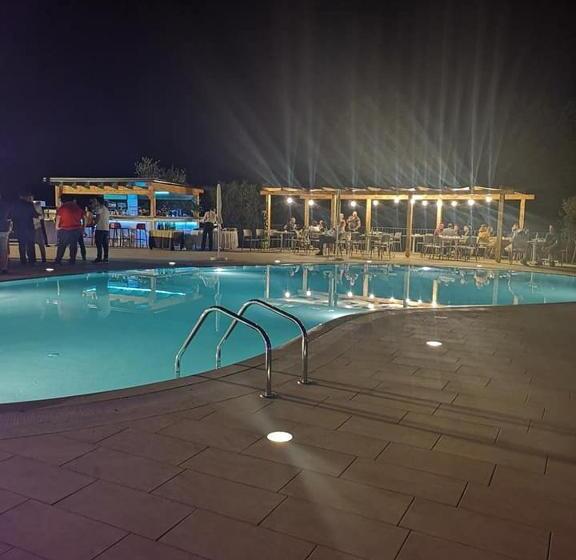 Отель Agriturismo Il Castagneto