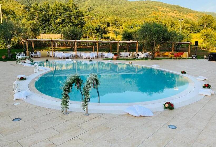 Отель Agriturismo Il Castagneto