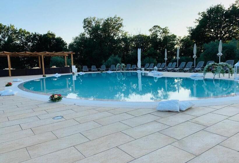 Отель Agriturismo Il Castagneto