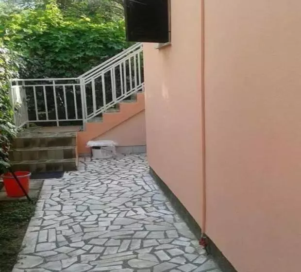 پانسیون Apartments Batalo