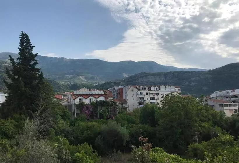 پانسیون Apartments Batalo