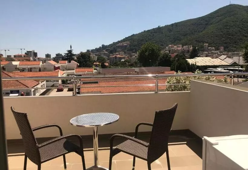 پانسیون Apartments Batalo