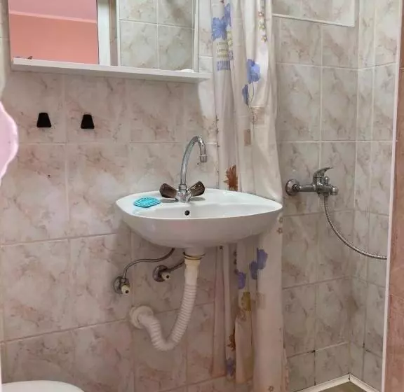 پانسیون Apartments Batalo