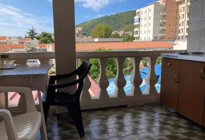پانسیون Apartments Batalo