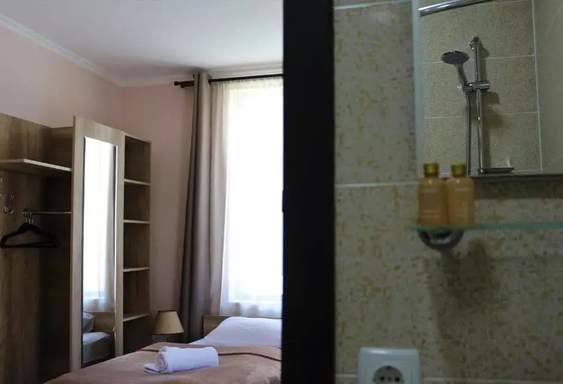 پانسیون La Maison Mestia