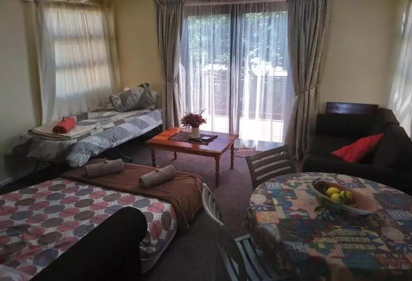 ペンション Welterusten Guesthouse