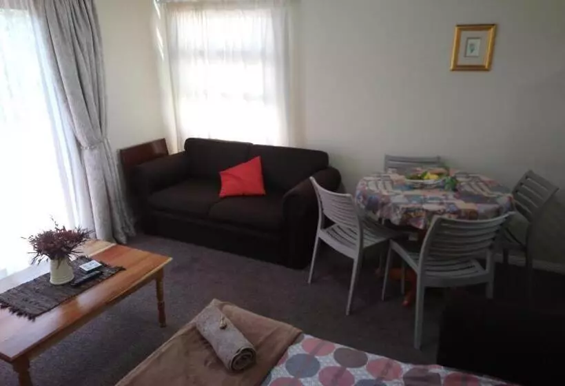 ペンション Welterusten Guesthouse