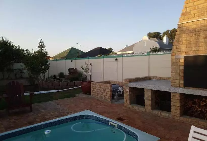 ペンション Welterusten Guesthouse