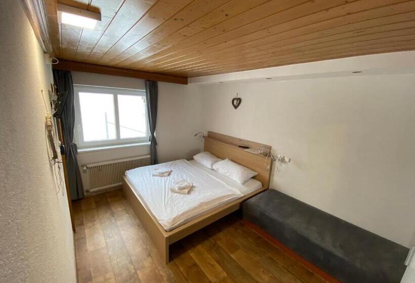 Pension Tyrol