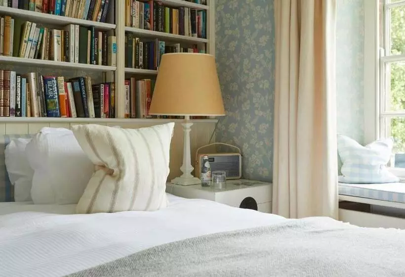 Retkeilymaja The Kingham Plough