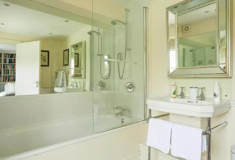 Retkeilymaja The Kingham Plough