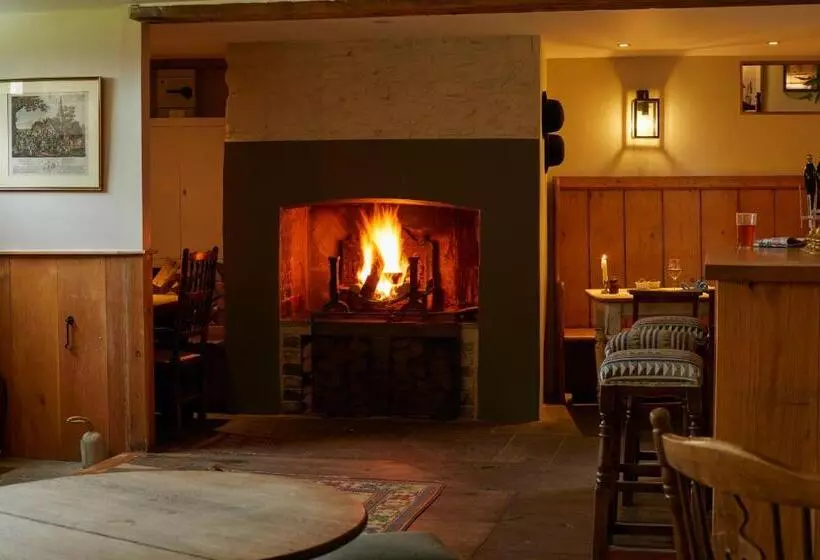 Retkeilymaja The Kingham Plough