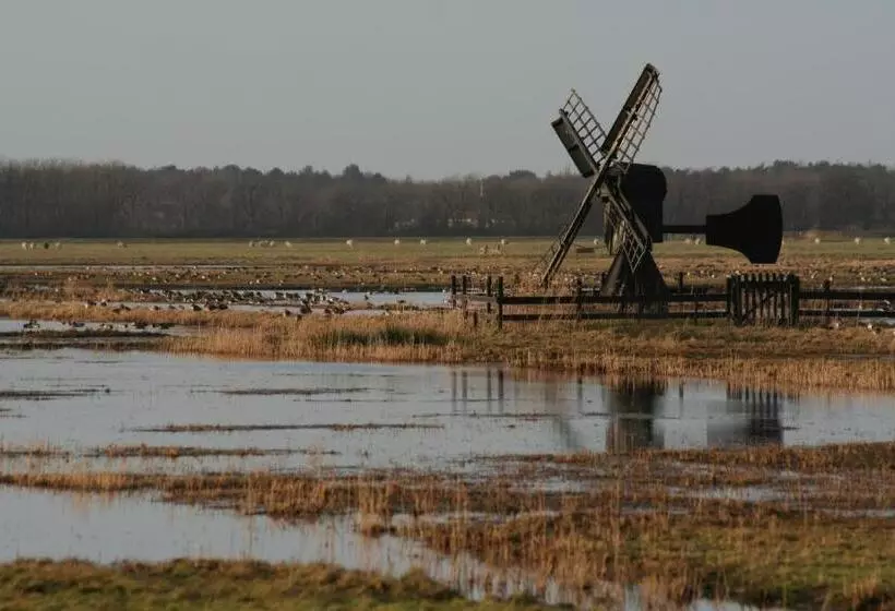 Aamiaismajoitus (B&B) T Lant Van Texsel
