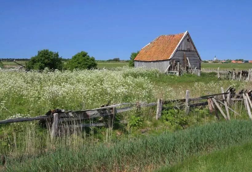 Aamiaismajoitus (B&B) T Lant Van Texsel