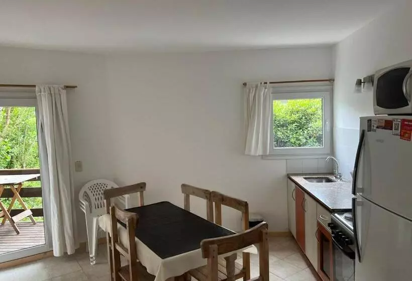 Los Aromos De Valeria