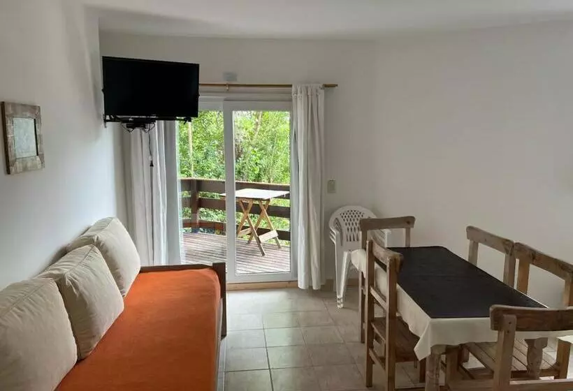 Los Aromos De Valeria