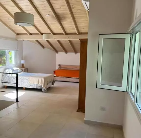 Los Aromos De Valeria