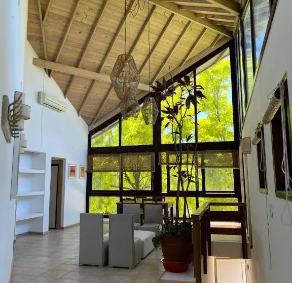 Los Aromos De Valeria