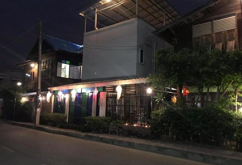 پانسیون Kwan Phayao Lake House