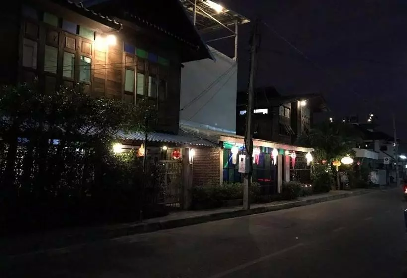 پانسیون Kwan Phayao Lake House