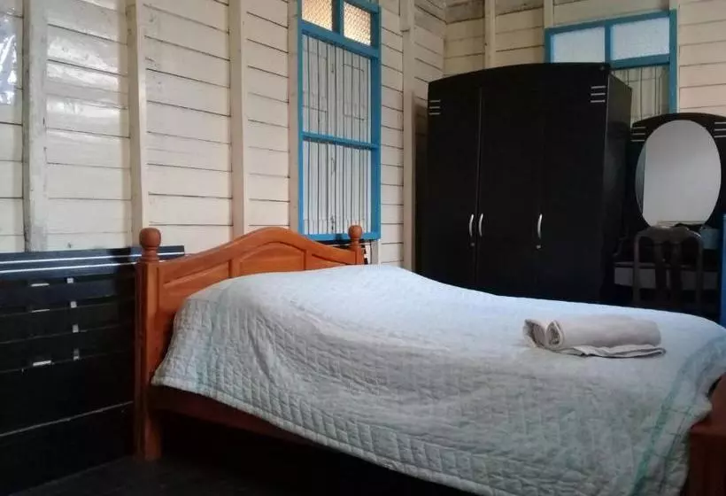 پانسیون Kwan Phayao Lake House