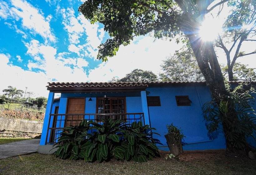 Pension Pousada Paris Hostelli