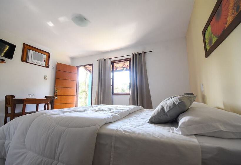 Pension Pousada Paris Hostelli