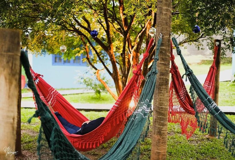 Pension Pousada Paris Hostelli