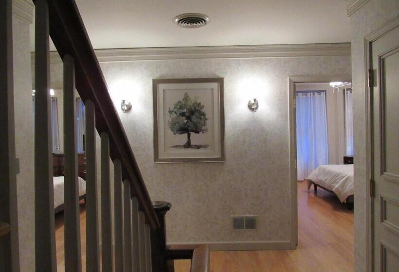 فندق صغير Washington Park Inn