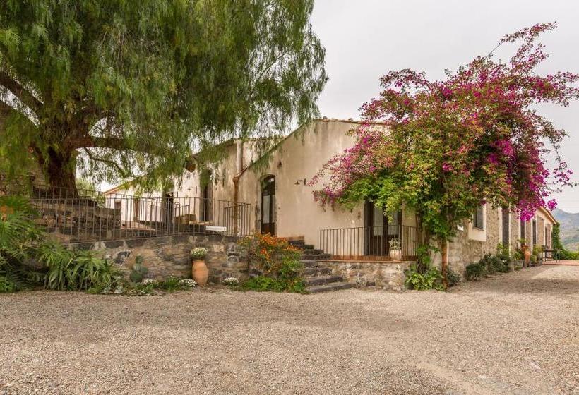 Отель Fondo Cipollate