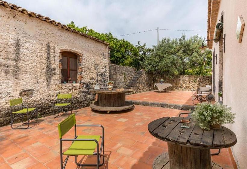 Отель Fondo Cipollate