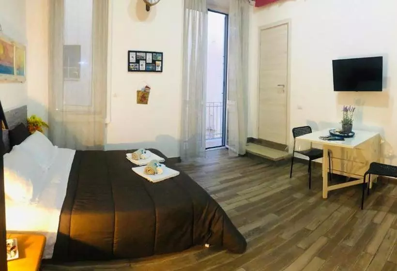 ペンション Pianob Formia