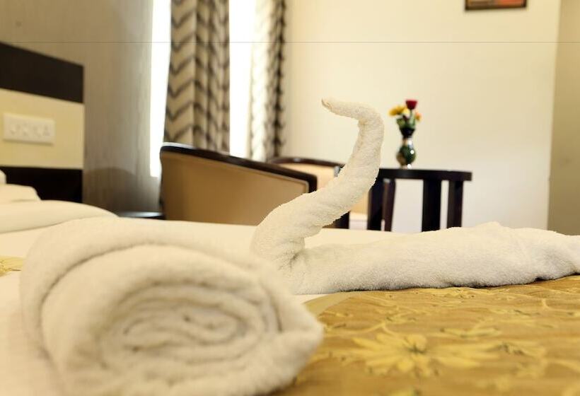 אתר נופש Girassol Serviced Villa