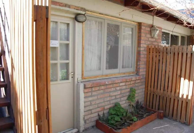 Retkeilymaja De Luna