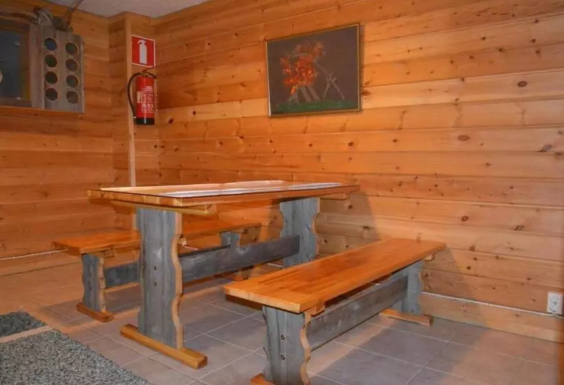 ユースホステル Tenon Eräkievari