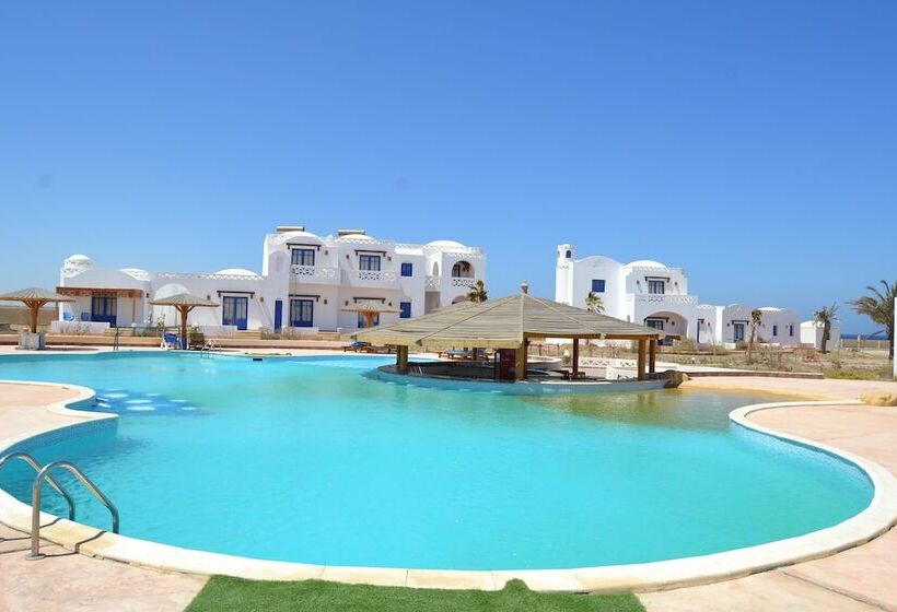 Aurora Beach Safari Resort