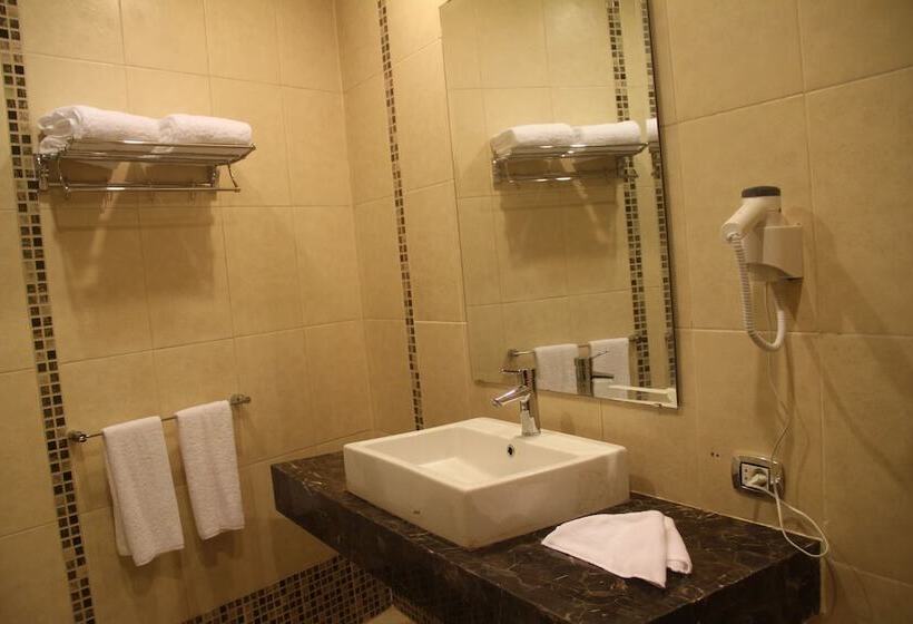 Aurora Beach Safari Resort