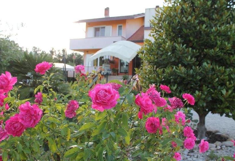 Pansiyon La Farfalla