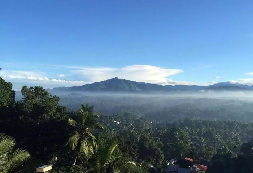 پانسیون Waldhaus Kandy