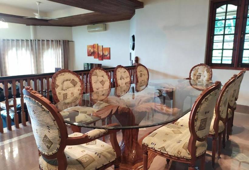 بنسيون Waldhaus Kandy