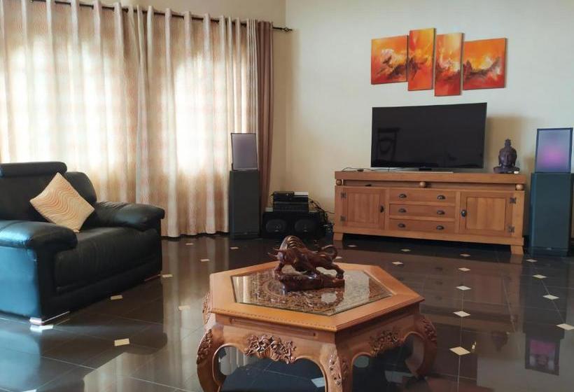 بنسيون Waldhaus Kandy