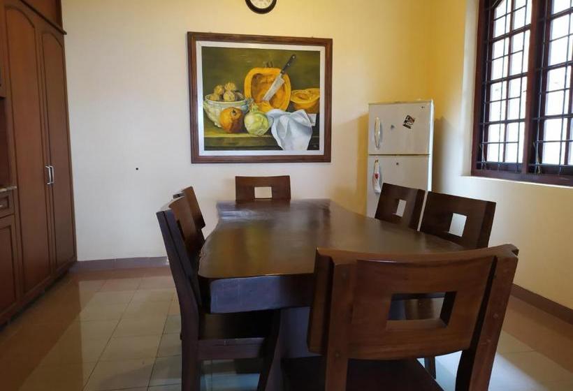 بنسيون Waldhaus Kandy