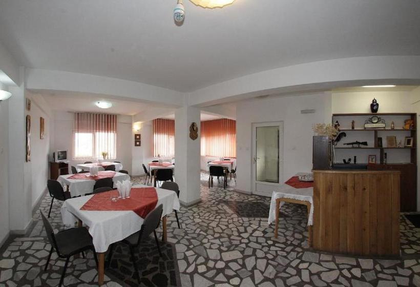 Pensiunea Pui De Urs Sirnea