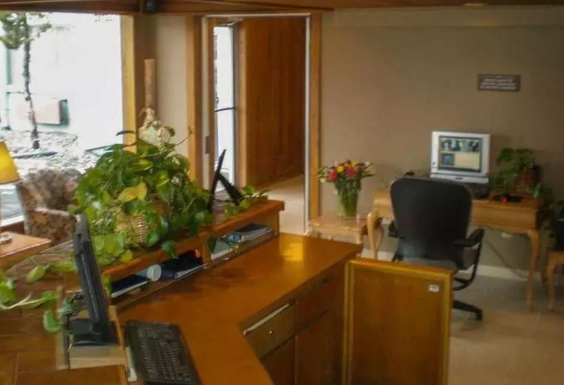 Retkeilymaja The La Grande Inn