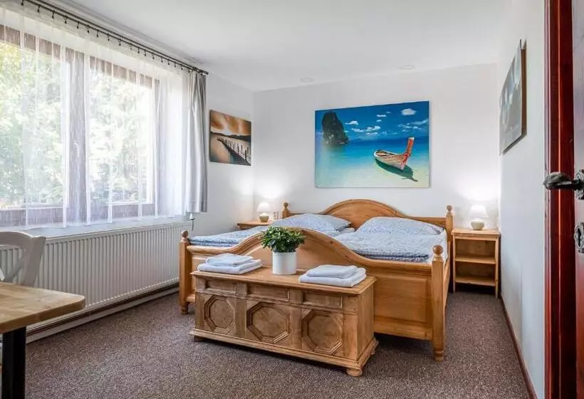 Aamiaismajoitus (B&B) Areál Malý Texas