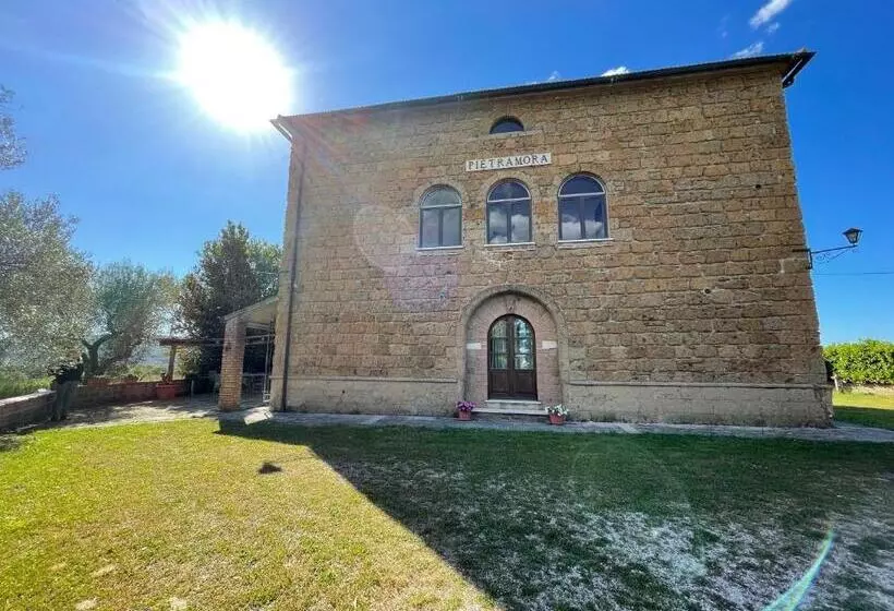 ホテル Agriturismo Pietramora