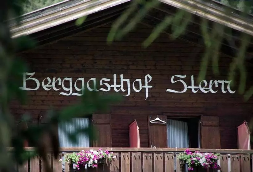 ホテル Berggasthof Stern