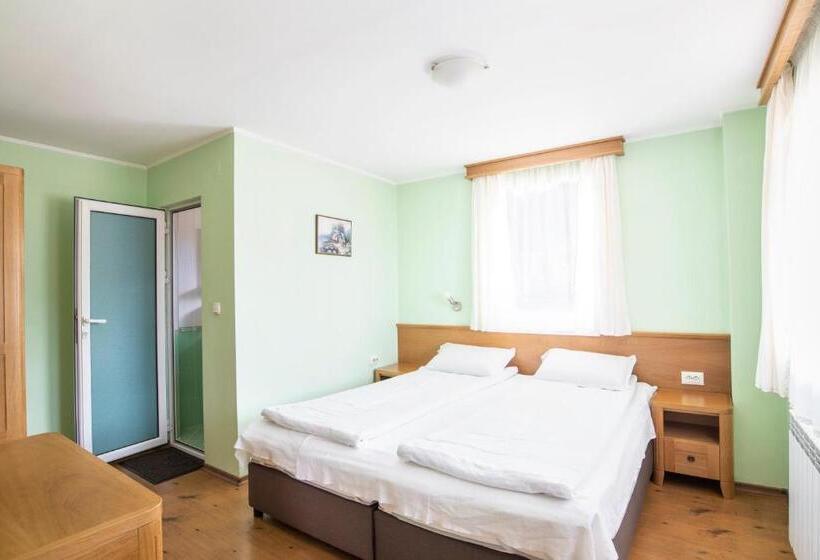 膳宿费 Guest House Roden Dom