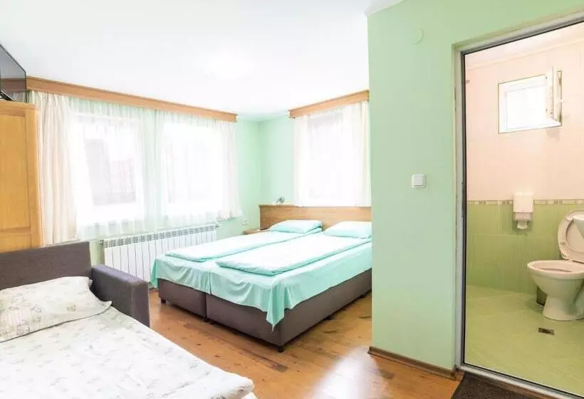 Majatalo Guest House Roden Dom